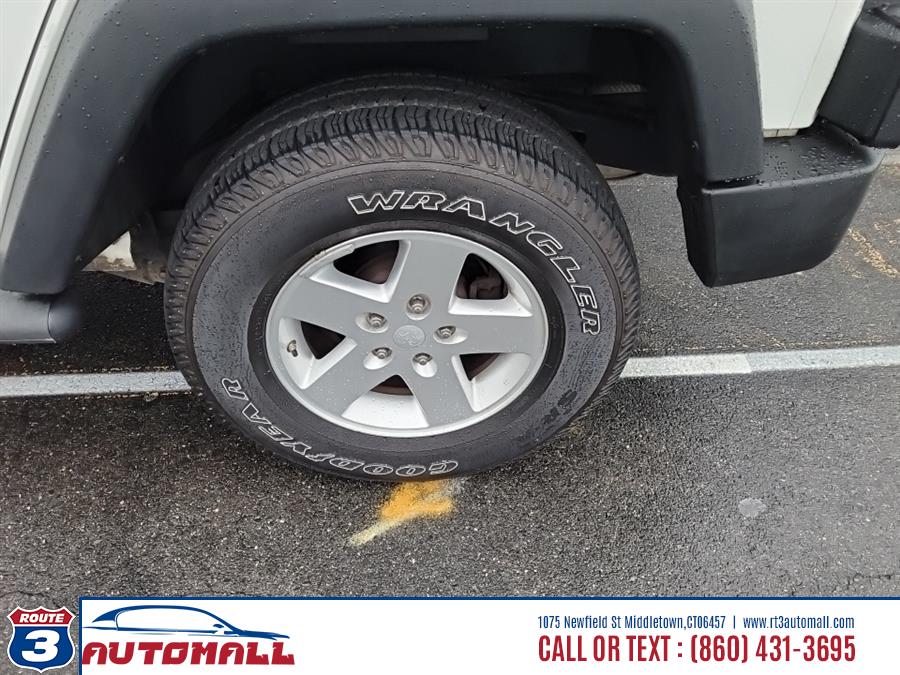 2009 Jeep Wrangler Unlimited 4WD 4dr X, available for sale in Middletown, Connecticut | RT 3 AUTO MALL LLC. Middletown, Connecticut 2009 Jeep Wrangler Unlimited 4WD 4dr X, available for sale in Middletown, Connecticut | RT 3 AUTO MALL LLC. Middletown, Connecticut