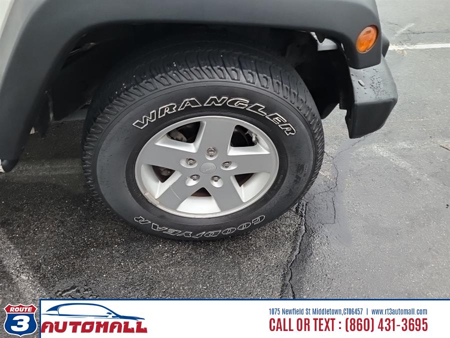 2009 Jeep Wrangler Unlimited 4WD 4dr X, available for sale in Middletown, Connecticut | RT 3 AUTO MALL LLC. Middletown, Connecticut 2009 Jeep Wrangler Unlimited 4WD 4dr X, available for sale in Middletown, Connecticut | RT 3 AUTO MALL LLC. Middletown, Connecticut