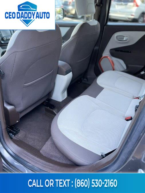 2016 Jeep Renegade 4WD 4dr Latitude, available for sale in Online only, Connecticut | CEO DADDY AUTO. Online only, Connecticut 2016 Jeep Renegade 4WD 4dr Latitude, available for sale in Online only, Connecticut | CEO DADDY AUTO. Online only, Connecticut