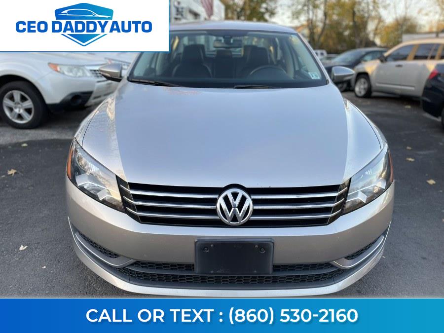 Used Volkswagen Passat 4dr Sdn 2.5L Auto SE w/Sunroof & Nav PZEV 2012 | CEO DADDY AUTO. Online only, Connecticut Used Volkswagen Passat 4dr Sdn 2.5L Auto SE w/Sunroof & Nav PZEV 2012 | CEO DADDY AUTO. Online only, Connecticut