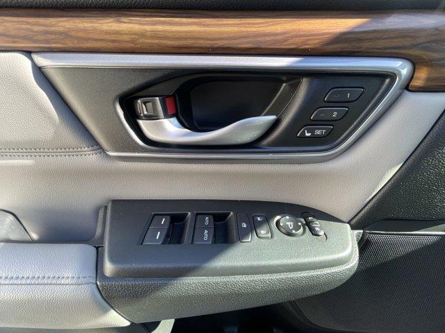 2017 Honda Cr-v EX-L, available for sale in Great Neck, New York | Camy Cars. Great Neck, New York 2017 Honda Cr-v EX-L, available for sale in Great Neck, New York | Camy Cars. Great Neck, New York