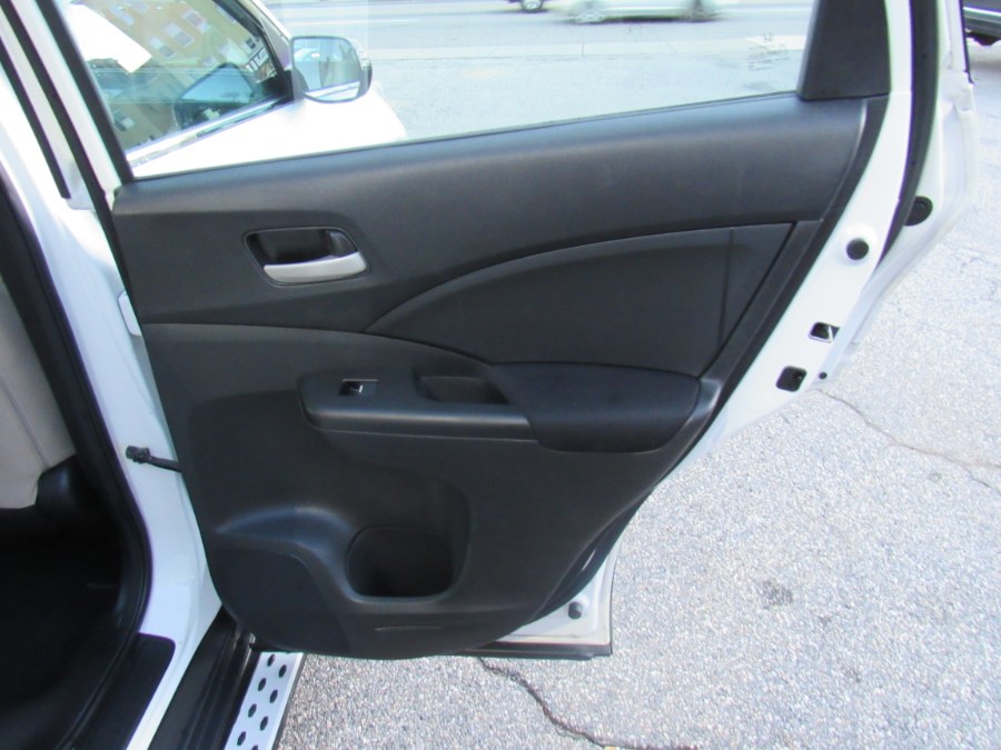 2015 Honda CR-V LX, available for sale in Worcester, Massachusetts | Hilario's Auto Sales Inc.. Worcester, Massachusetts 2015 Honda CR-V LX, available for sale in Worcester, Massachusetts | Hilario's Auto Sales Inc.. Worcester, Massachusetts