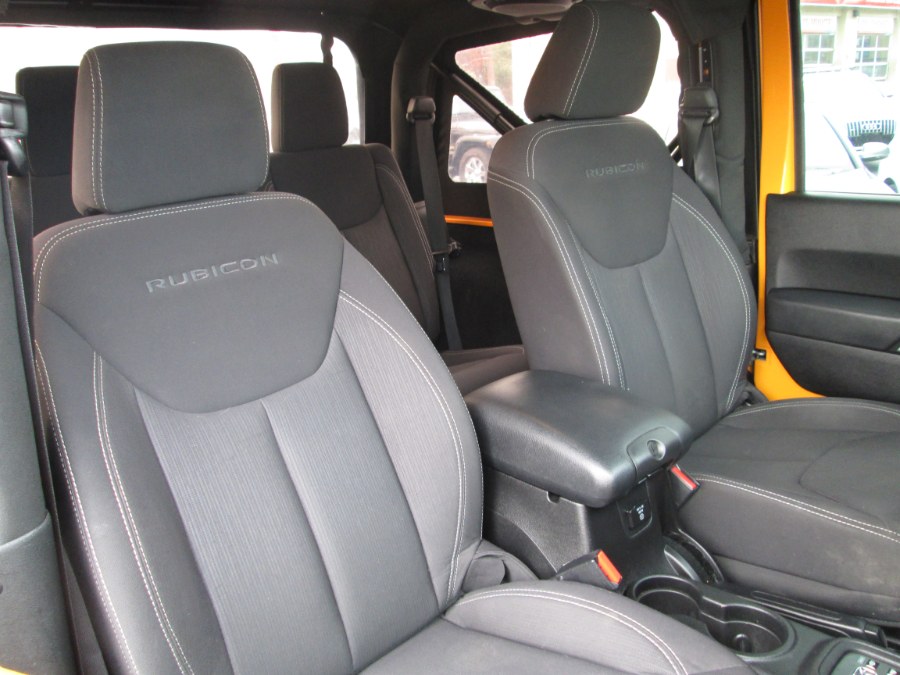 2013 Jeep Wrangler 4WD 2dr Rubicon, available for sale in Levittown, Pennsylvania | Levittown Auto. Levittown, Pennsylvania 2013 Jeep Wrangler 4WD 2dr Rubicon, available for sale in Levittown, Pennsylvania | Levittown Auto. Levittown, Pennsylvania