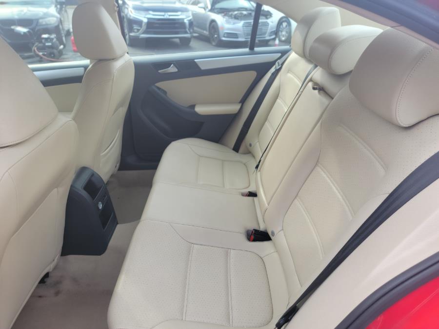 2013 Volkswagen Jetta Sedan 4dr Auto SE PZEV, available for sale in Philadelphia, Pennsylvania | Eugen's Auto Sales & Repairs. Philadelphia, Pennsylvania 2013 Volkswagen Jetta Sedan 4dr Auto SE PZEV, available for sale in Philadelphia, Pennsylvania | Eugen's Auto Sales & Repairs. Philadelphia, Pennsylvania