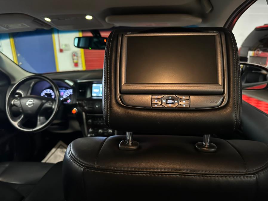 Used Nissan Pathfinder 4WD 4dr SL 2013 | MP Motors Inc. West Babylon , New York Used Nissan Pathfinder 4WD 4dr SL 2013 | MP Motors Inc. West Babylon , New York