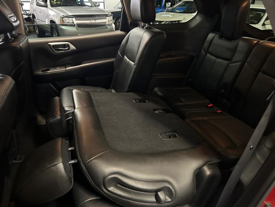 Used Nissan Pathfinder 4WD 4dr SL 2013 | MP Motors Inc. West Babylon , New York Used Nissan Pathfinder 4WD 4dr SL 2013 | MP Motors Inc. West Babylon , New York