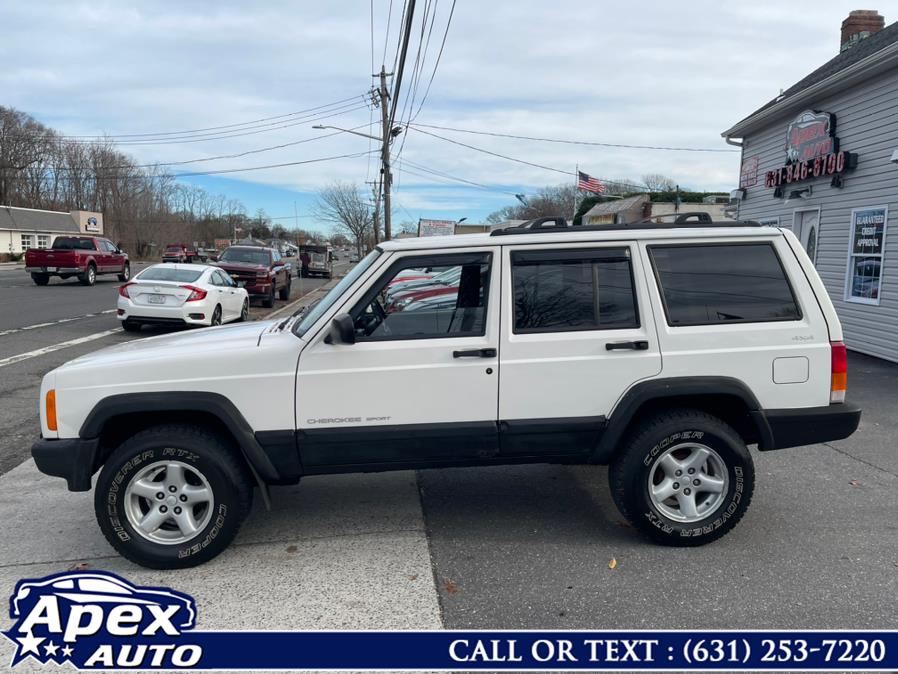 2000 Jeep Cherokee 4dr Sport 4WD, available for sale in Selden, New York | Apex Auto. Selden, New York 2000 Jeep Cherokee 4dr Sport 4WD, available for sale in Selden, New York | Apex Auto. Selden, New York