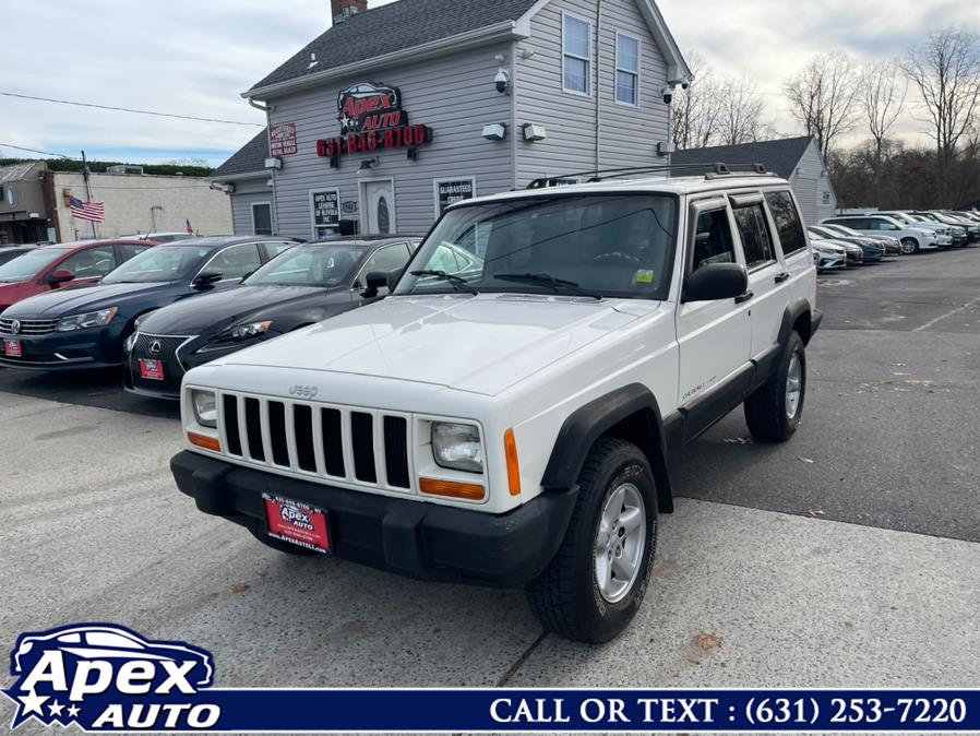 2000 Jeep Cherokee 4dr Sport 4WD, available for sale in Selden, New York | Apex Auto. Selden, New York 2000 Jeep Cherokee 4dr Sport 4WD, available for sale in Selden, New York | Apex Auto. Selden, New York