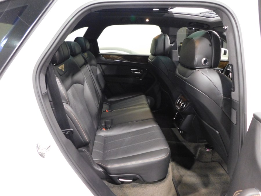 2018 Bentley Bentayga W12 Signature AWD, available for sale in Lodi, New Jersey | Auto Gallery. Lodi, New Jersey 2018 Bentley Bentayga W12 Signature AWD, available for sale in Lodi, New Jersey | Auto Gallery. Lodi, New Jersey
