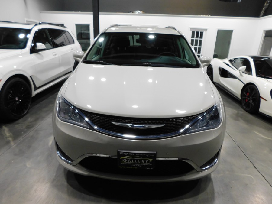 2017 Chrysler Pacifica Touring-L 4dr Wgn, available for sale in Lodi, New Jersey | Auto Gallery. Lodi, New Jersey 2017 Chrysler Pacifica Touring-L 4dr Wgn, available for sale in Lodi, New Jersey | Auto Gallery. Lodi, New Jersey