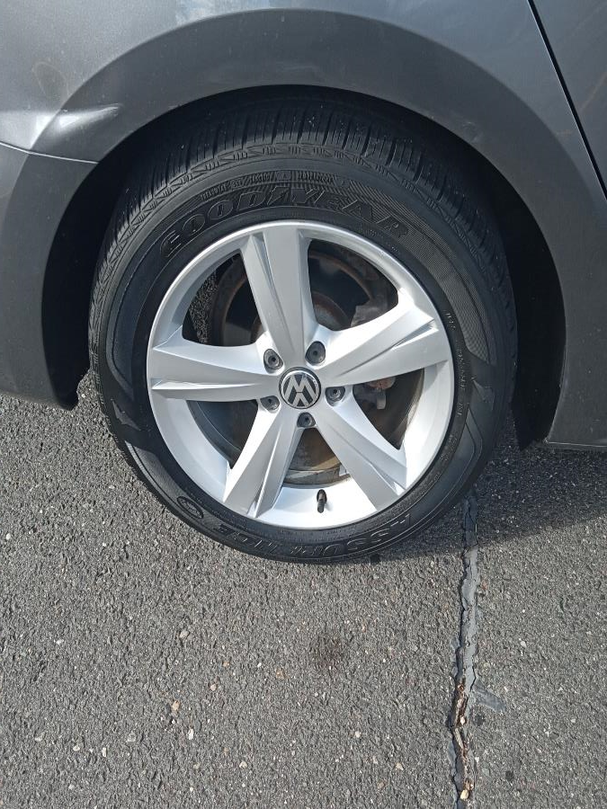 2012 Volkswagen Passat 4dr Sdn 2.5L Auto SE PZEV, available for sale in New Britain, Connecticut | Supreme Automotive. New Britain, Connecticut 2012 Volkswagen Passat 4dr Sdn 2.5L Auto SE PZEV, available for sale in New Britain, Connecticut | Supreme Automotive. New Britain, Connecticut