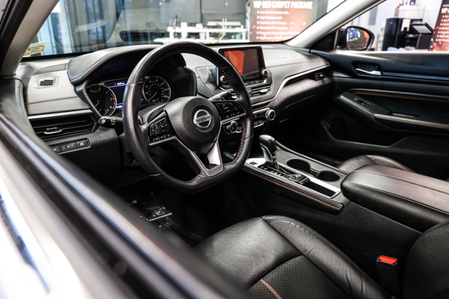 2021 Nissan Altima 2.5 SR Sedan, available for sale in ELMONT, New York | 26 Motors Long Island. ELMONT, New York 2021 Nissan Altima 2.5 SR Sedan, available for sale in ELMONT, New York | 26 Motors Long Island. ELMONT, New York