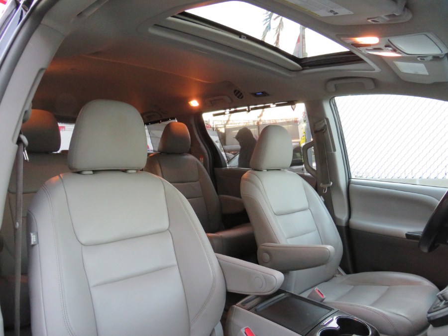 2017 Toyota Sienna XLE Premium AWD, available for sale in Middle Village, New York | Road Masters II INC. Middle Village, New York 2017 Toyota Sienna XLE Premium AWD, available for sale in Middle Village, New York | Road Masters II INC. Middle Village, New York