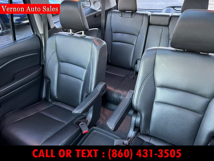 2016 Honda Pilot AWD 4dr Elite w/RES & Navi, available for sale in Manchester, Connecticut | Vernon Auto Sale & Service. Manchester, Connecticut 2016 Honda Pilot AWD 4dr Elite w/RES & Navi, available for sale in Manchester, Connecticut | Vernon Auto Sale & Service. Manchester, Connecticut