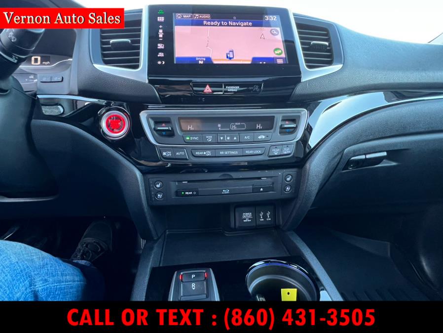 2016 Honda Pilot AWD 4dr Elite w/RES & Navi, available for sale in Manchester, Connecticut | Vernon Auto Sale & Service. Manchester, Connecticut 2016 Honda Pilot AWD 4dr Elite w/RES & Navi, available for sale in Manchester, Connecticut | Vernon Auto Sale & Service. Manchester, Connecticut
