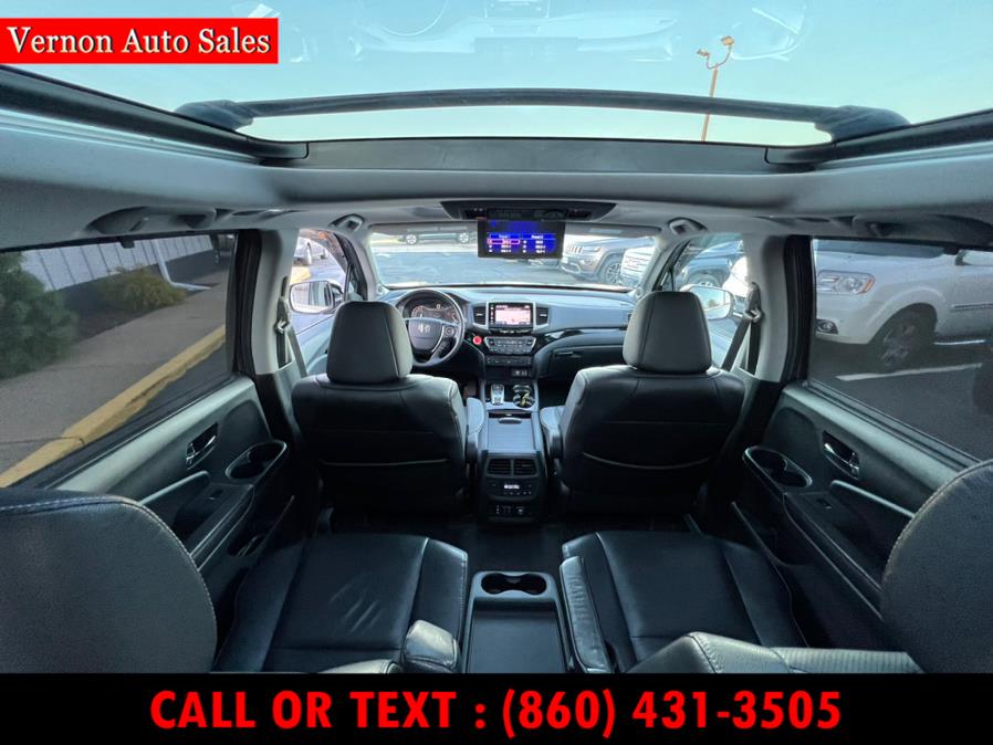 2016 Honda Pilot AWD 4dr Elite w/RES & Navi, available for sale in Manchester, Connecticut | Vernon Auto Sale & Service. Manchester, Connecticut 2016 Honda Pilot AWD 4dr Elite w/RES & Navi, available for sale in Manchester, Connecticut | Vernon Auto Sale & Service. Manchester, Connecticut
