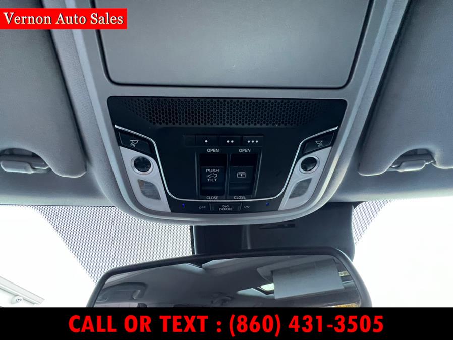2016 Honda Pilot AWD 4dr Elite w/RES & Navi, available for sale in Manchester, Connecticut | Vernon Auto Sale & Service. Manchester, Connecticut 2016 Honda Pilot AWD 4dr Elite w/RES & Navi, available for sale in Manchester, Connecticut | Vernon Auto Sale & Service. Manchester, Connecticut