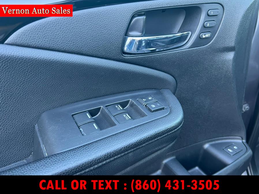 2016 Honda Pilot AWD 4dr Elite w/RES & Navi, available for sale in Manchester, Connecticut | Vernon Auto Sale & Service. Manchester, Connecticut 2016 Honda Pilot AWD 4dr Elite w/RES & Navi, available for sale in Manchester, Connecticut | Vernon Auto Sale & Service. Manchester, Connecticut