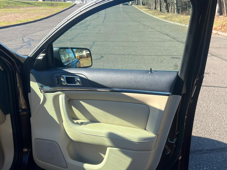 2009 Lincoln MKS 4dr Sdn AWD, available for sale in Waterbury, Connecticut | Platinum Auto Care. Waterbury, Connecticut 2009 Lincoln MKS 4dr Sdn AWD, available for sale in Waterbury, Connecticut | Platinum Auto Care. Waterbury, Connecticut