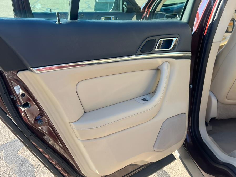 2009 Lincoln MKS 4dr Sdn AWD, available for sale in Waterbury, Connecticut | Platinum Auto Care. Waterbury, Connecticut 2009 Lincoln MKS 4dr Sdn AWD, available for sale in Waterbury, Connecticut | Platinum Auto Care. Waterbury, Connecticut