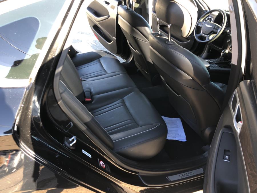 2015 Hyundai Genesis 4dr Sdn V6 3.8L RWD, available for sale in Franklin Square, New York | Signature Auto Sales. Franklin Square, New York 2015 Hyundai Genesis 4dr Sdn V6 3.8L RWD, available for sale in Franklin Square, New York | Signature Auto Sales. Franklin Square, New York