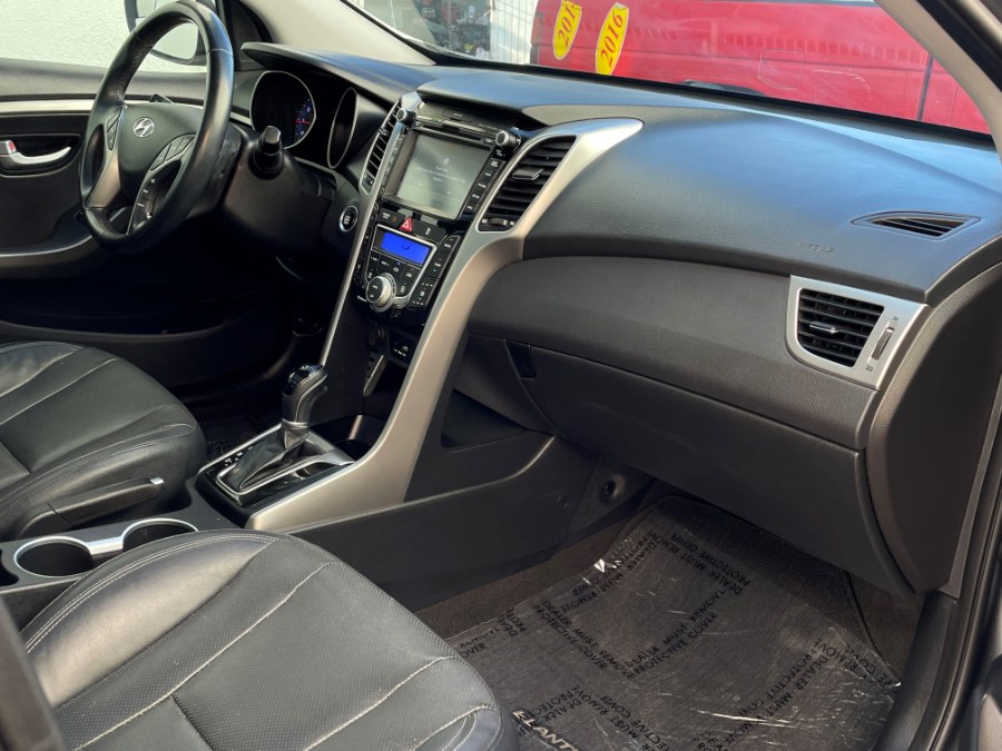 2016 Hyundai Elantra GT 5dr HB Auto, available for sale in Corona, California | Green Light Auto. Corona, California 2016 Hyundai Elantra GT 5dr HB Auto, available for sale in Corona, California | Green Light Auto. Corona, California