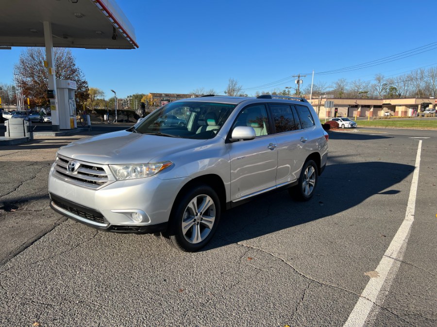 2012 Toyota Highlander 4WD 4dr V6 Limited (Natl), available for sale in Hartford , Connecticut | Ledyard Auto Sale LLC. Hartford , Connecticut 2012 Toyota Highlander 4WD 4dr V6 Limited (Natl), available for sale in Hartford , Connecticut | Ledyard Auto Sale LLC. Hartford , Connecticut