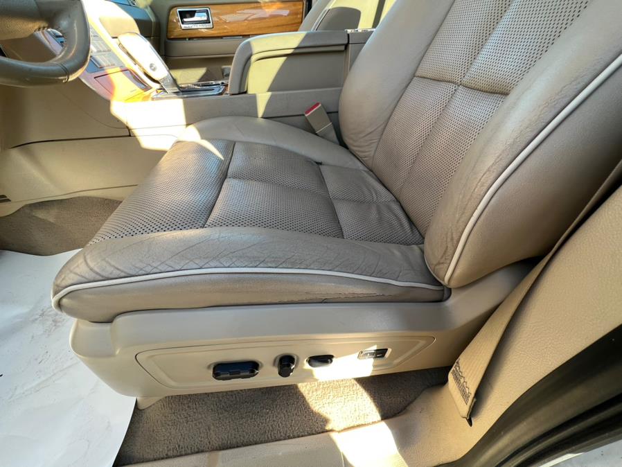 2008 Lincoln Navigator 4WD 4dr, available for sale in Lodi, New Jersey | Route 46 Auto Sales Inc. Lodi, New Jersey 2008 Lincoln Navigator 4WD 4dr, available for sale in Lodi, New Jersey | Route 46 Auto Sales Inc. Lodi, New Jersey