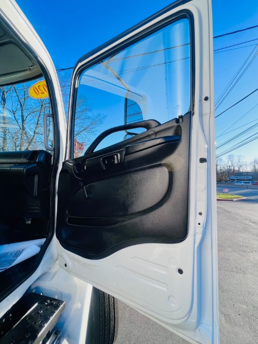 2020 HINO 268A 26 FEET DRY BOX + LIFT GATE + NO CDL, available for sale in South Amboy, New Jersey | NJ Truck Spot. South Amboy, New Jersey 2020 HINO 268A 26 FEET DRY BOX + LIFT GATE + NO CDL, available for sale in South Amboy, New Jersey | NJ Truck Spot. South Amboy, New Jersey
