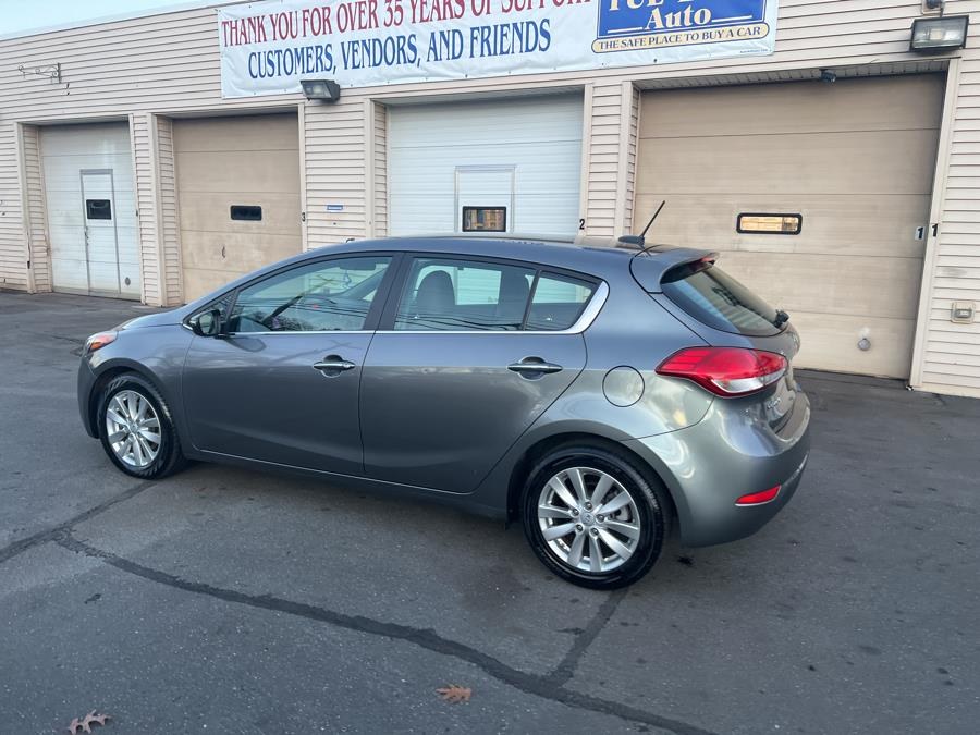2014 Kia Forte 5-Door 5dr HB Auto EX, available for sale in South Windsor , Connecticut | Ful-line Auto LLC. South Windsor , Connecticut