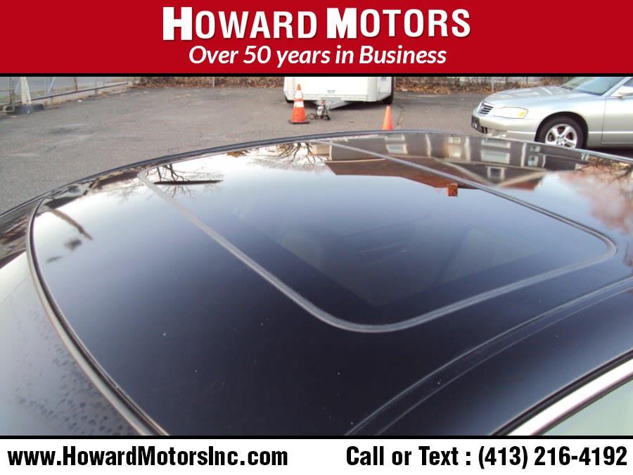 2005 Lexus ES 330 4dr Sdn, available for sale in Springfield, Massachusetts | Howard Motors. Springfield, Massachusetts 2005 Lexus ES 330 4dr Sdn, available for sale in Springfield, Massachusetts | Howard Motors. Springfield, Massachusetts