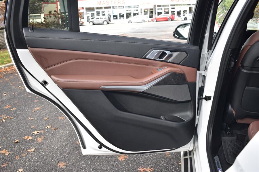 2020 BMW X7 xDrive40i AWD 4dr Sports Activity Vehicle, available for sale in Great Neck, New York | Camy Cars. Great Neck, New York 2020 BMW X7 xDrive40i AWD 4dr Sports Activity Vehicle, available for sale in Great Neck, New York | Camy Cars. Great Neck, New York