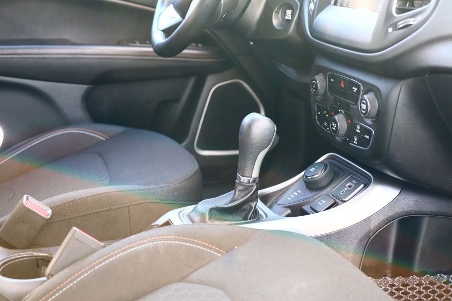 2020 Jeep Compass Sport 4x4, available for sale in Jamaica, New York | Hillside Auto Mall Inc.. Jamaica, New York 2020 Jeep Compass Sport 4x4, available for sale in Jamaica, New York | Hillside Auto Mall Inc.. Jamaica, New York