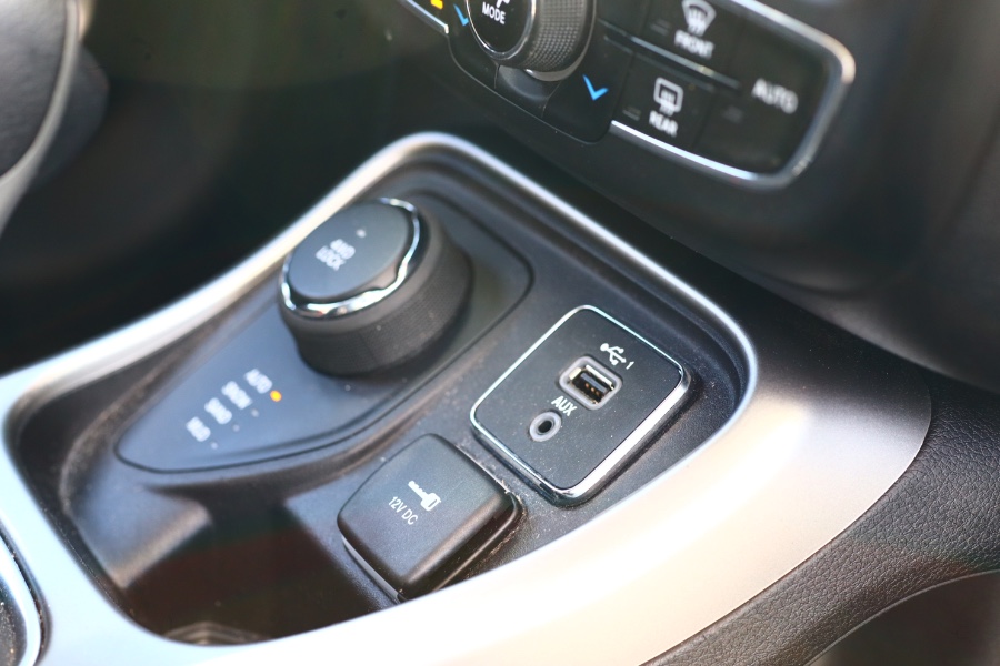 2020 Jeep Compass Sport 4x4, available for sale in Jamaica, New York | Hillside Auto Mall Inc.. Jamaica, New York 2020 Jeep Compass Sport 4x4, available for sale in Jamaica, New York | Hillside Auto Mall Inc.. Jamaica, New York