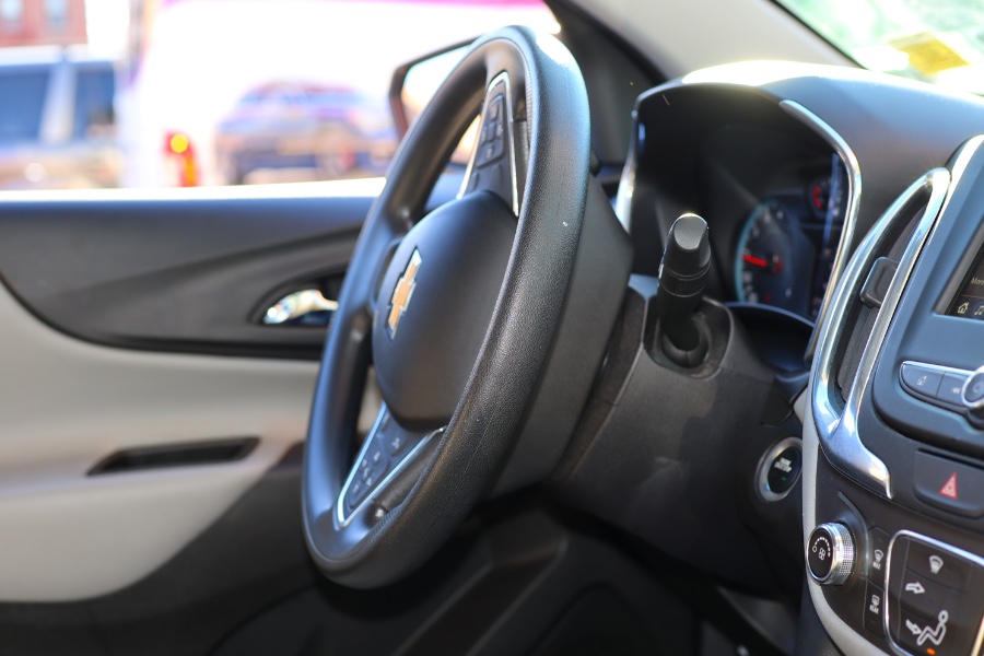 Used Chevrolet Equinox FWD 4dr LS w/1LS 2019 | Hillside Auto Mall Inc.. Jamaica, New York Used Chevrolet Equinox FWD 4dr LS w/1LS 2019 | Hillside Auto Mall Inc.. Jamaica, New York