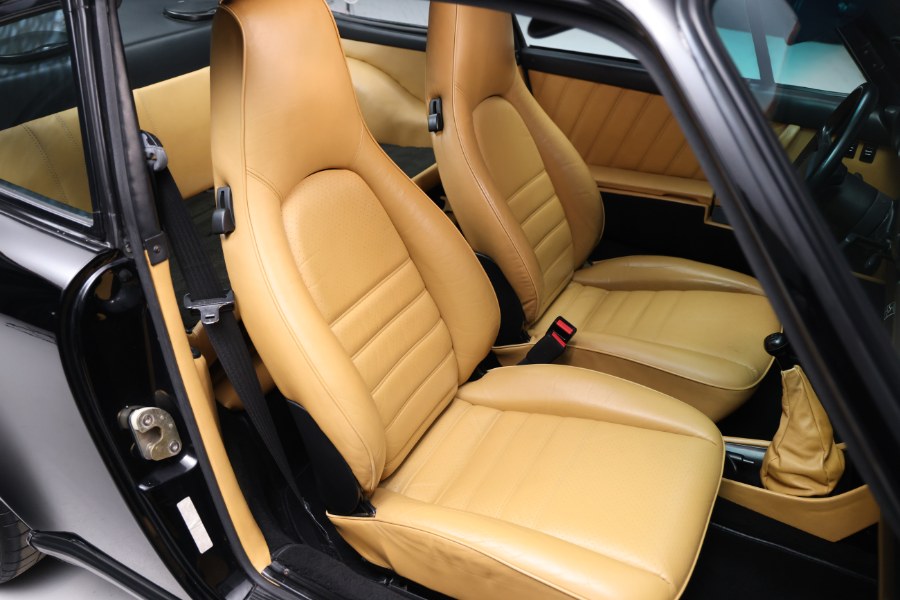 1986 Porsche 911 2dr Coupe Carrera 5-Spd, available for sale in North Salem, New York | Meccanic Shop North Inc. North Salem, New York 1986 Porsche 911 2dr Coupe Carrera 5-Spd, available for sale in North Salem, New York | Meccanic Shop North Inc. North Salem, New York