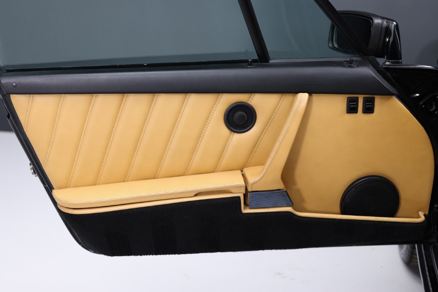 1986 Porsche 911 2dr Coupe Carrera 5-Spd, available for sale in North Salem, New York | Meccanic Shop North Inc. North Salem, New York 1986 Porsche 911 2dr Coupe Carrera 5-Spd, available for sale in North Salem, New York | Meccanic Shop North Inc. North Salem, New York