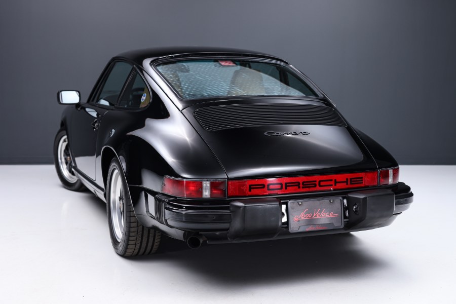 1986 Porsche 911 2dr Coupe Carrera 5-Spd, available for sale in North Salem, New York | Meccanic Shop North Inc. North Salem, New York 1986 Porsche 911 2dr Coupe Carrera 5-Spd, available for sale in North Salem, New York | Meccanic Shop North Inc. North Salem, New York
