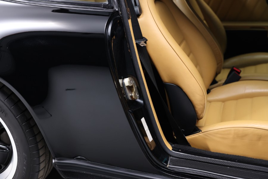 1986 Porsche 911 2dr Coupe Carrera 5-Spd, available for sale in North Salem, New York | Meccanic Shop North Inc. North Salem, New York 1986 Porsche 911 2dr Coupe Carrera 5-Spd, available for sale in North Salem, New York | Meccanic Shop North Inc. North Salem, New York