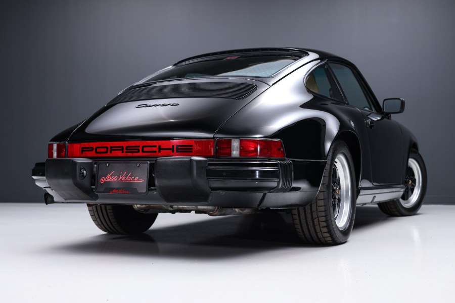 1986 Porsche 911 2dr Coupe Carrera 5-Spd, available for sale in North Salem, New York | Meccanic Shop North Inc. North Salem, New York 1986 Porsche 911 2dr Coupe Carrera 5-Spd, available for sale in North Salem, New York | Meccanic Shop North Inc. North Salem, New York