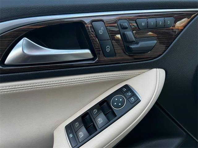 2017 Infiniti Qx30 Premium, available for sale in Stratford, Connecticut | Wiz Leasing Inc. Stratford, Connecticut 2017 Infiniti Qx30 Premium, available for sale in Stratford, Connecticut | Wiz Leasing Inc. Stratford, Connecticut