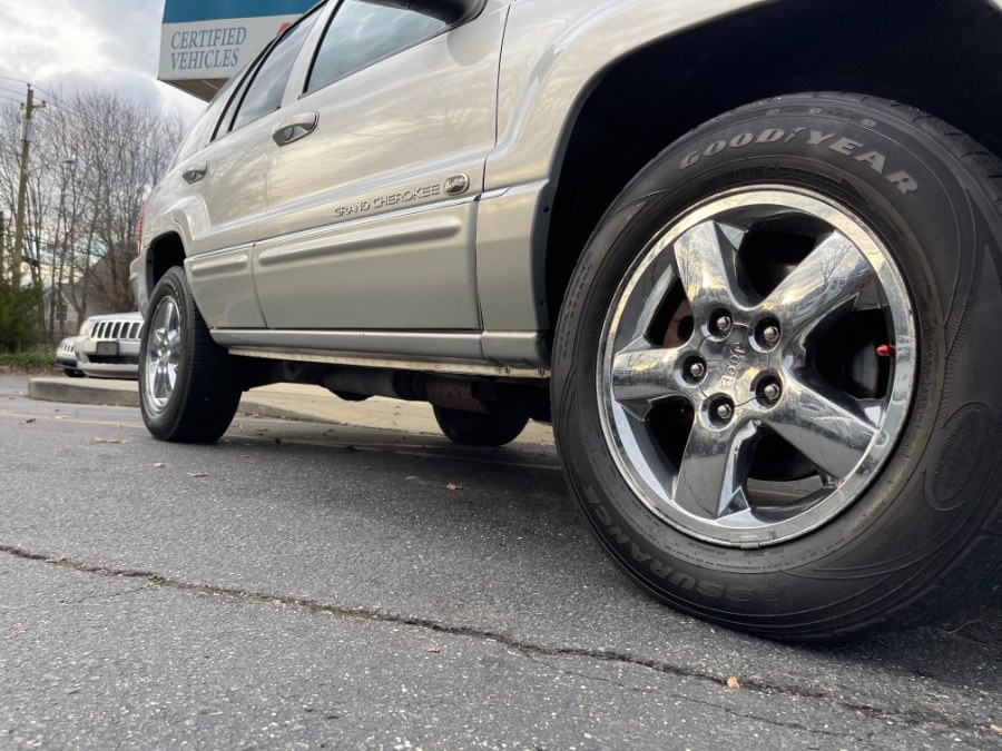 Used Jeep Grand Cherokee 4dr Overland 4WD 2004 | My Auto Inc.. Huntington Station, New York Used Jeep Grand Cherokee 4dr Overland 4WD 2004 | My Auto Inc.. Huntington Station, New York