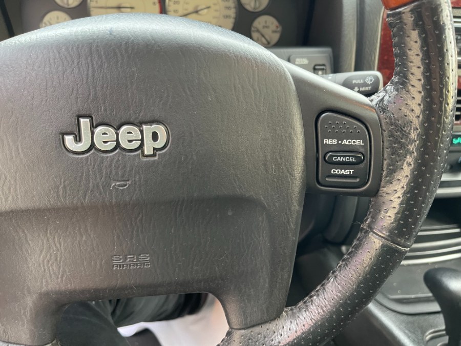 Used Jeep Grand Cherokee 4dr Overland 4WD 2004 | My Auto Inc.. Huntington Station, New York Used Jeep Grand Cherokee 4dr Overland 4WD 2004 | My Auto Inc.. Huntington Station, New York
