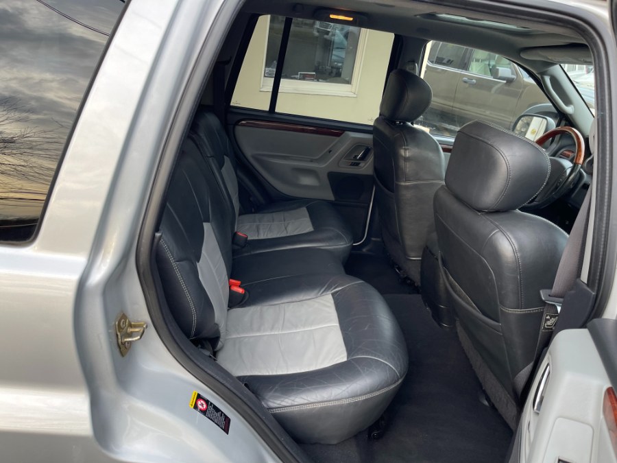 Used Jeep Grand Cherokee 4dr Overland 4WD 2004 | My Auto Inc.. Huntington Station, New York Used Jeep Grand Cherokee 4dr Overland 4WD 2004 | My Auto Inc.. Huntington Station, New York