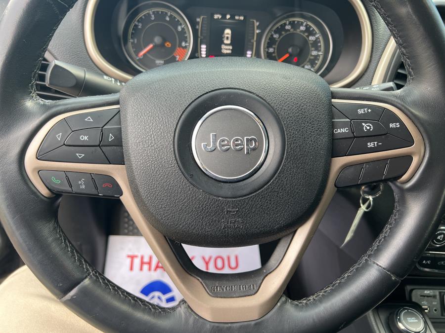 2015 Jeep Cherokee 4WD 4dr Latitude, available for sale in Stamford, Connecticut | Harbor View Auto Sales LLC. Stamford, Connecticut 2015 Jeep Cherokee 4WD 4dr Latitude, available for sale in Stamford, Connecticut | Harbor View Auto Sales LLC. Stamford, Connecticut