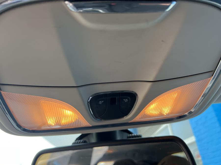 2015 Jeep Cherokee 4WD 4dr Latitude, available for sale in Stamford, Connecticut | Harbor View Auto Sales LLC. Stamford, Connecticut 2015 Jeep Cherokee 4WD 4dr Latitude, available for sale in Stamford, Connecticut | Harbor View Auto Sales LLC. Stamford, Connecticut