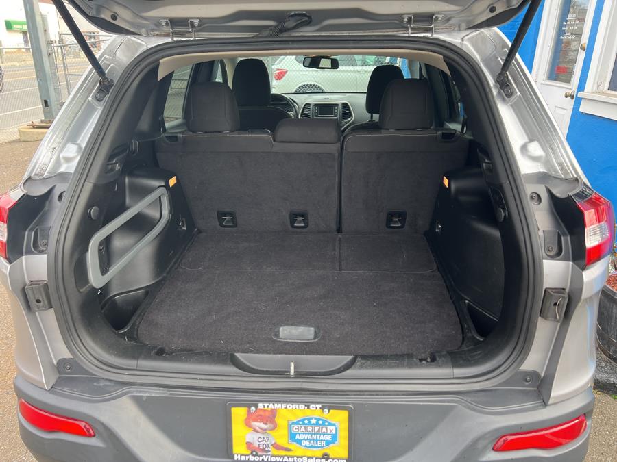 2015 Jeep Cherokee 4WD 4dr Latitude, available for sale in Stamford, Connecticut | Harbor View Auto Sales LLC. Stamford, Connecticut 2015 Jeep Cherokee 4WD 4dr Latitude, available for sale in Stamford, Connecticut | Harbor View Auto Sales LLC. Stamford, Connecticut