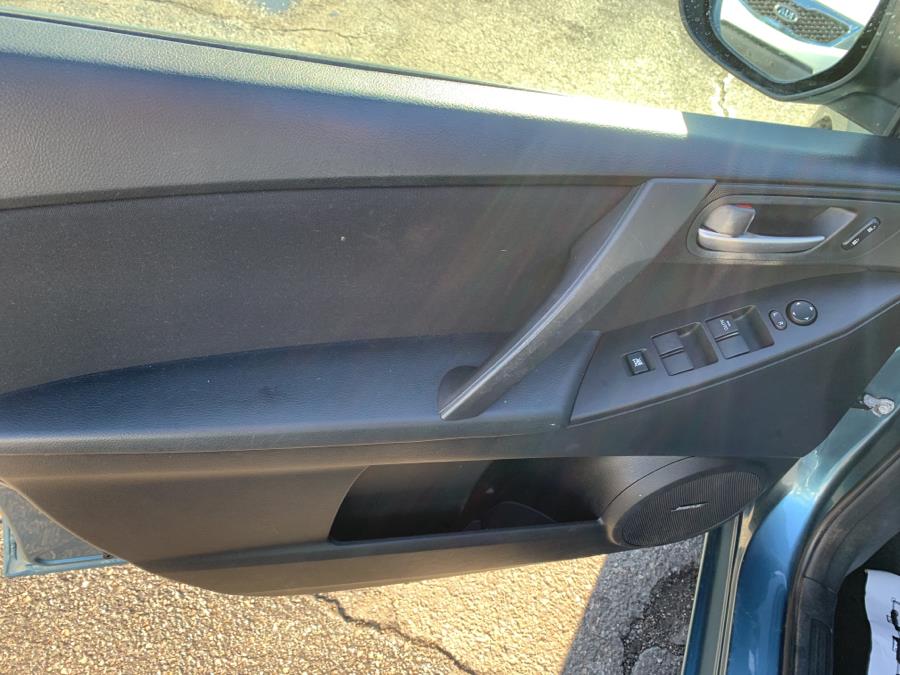2010 Mazda Mazda3 4dr Sdn Auto i Sport, available for sale in Springfield, Massachusetts | Absolute Motors Inc. Springfield, Massachusetts 2010 Mazda Mazda3 4dr Sdn Auto i Sport, available for sale in Springfield, Massachusetts | Absolute Motors Inc. Springfield, Massachusetts