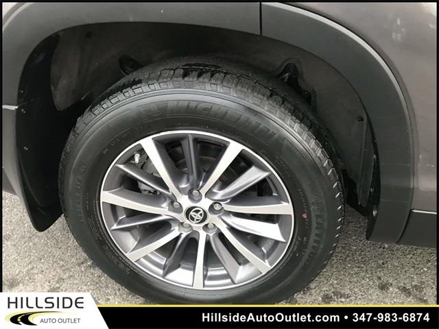 2019 Toyota Highlander XLE, available for sale in Jamaica, New York | Hillside Auto Outlet. Jamaica, New York 2019 Toyota Highlander XLE, available for sale in Jamaica, New York | Hillside Auto Outlet. Jamaica, New York