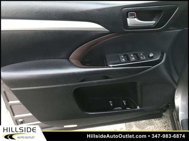 2019 Toyota Highlander XLE, available for sale in Jamaica, New York | Hillside Auto Outlet. Jamaica, New York 2019 Toyota Highlander XLE, available for sale in Jamaica, New York | Hillside Auto Outlet. Jamaica, New York